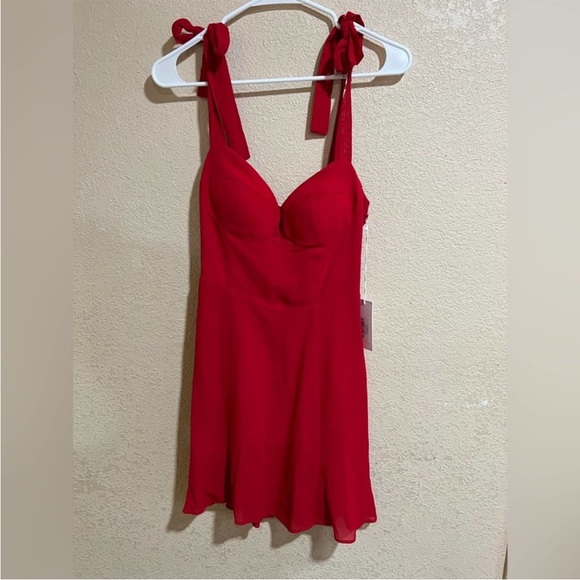 SOLD Altered reformation cherry red dress - Picture 2 of 2